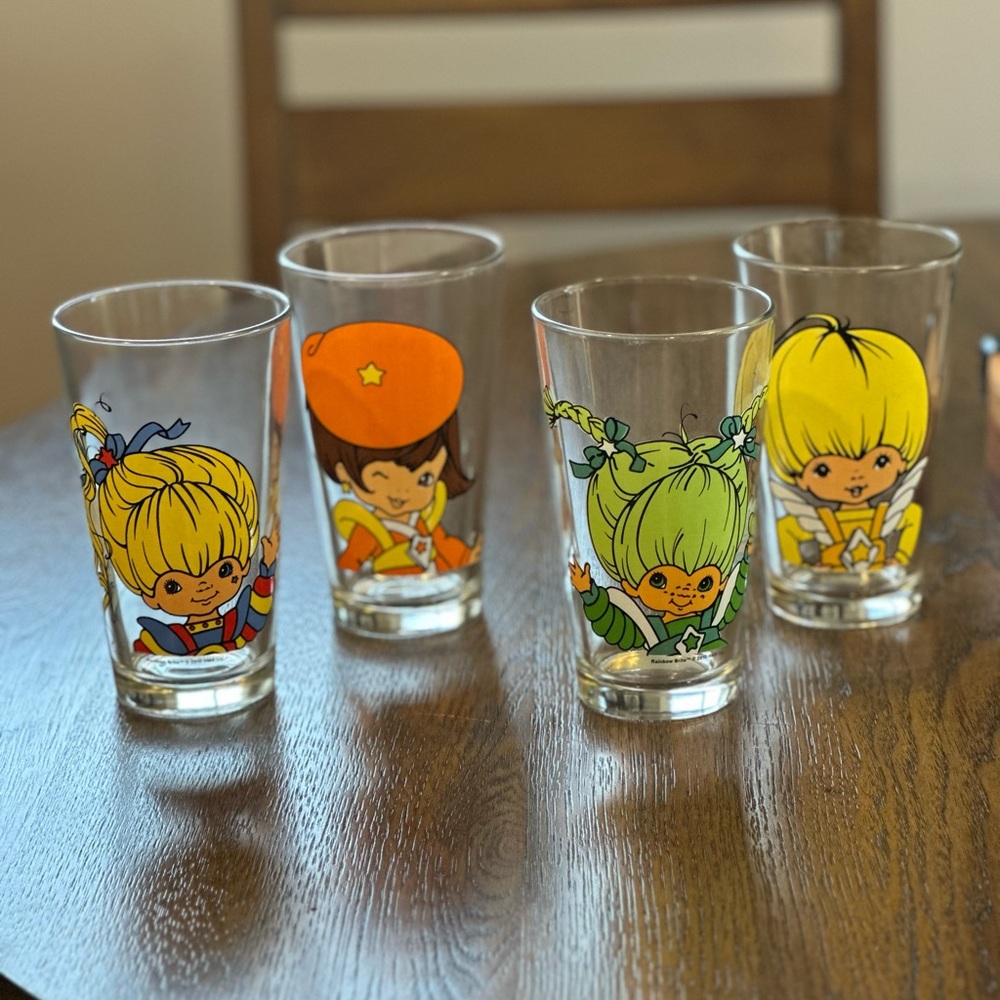 4 Rainbow Bright 16 ounce vintage glasses.